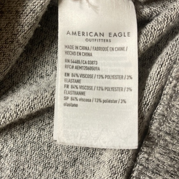 American Eagle Long Gray Sweater Size XS - Picture 8 of 8
